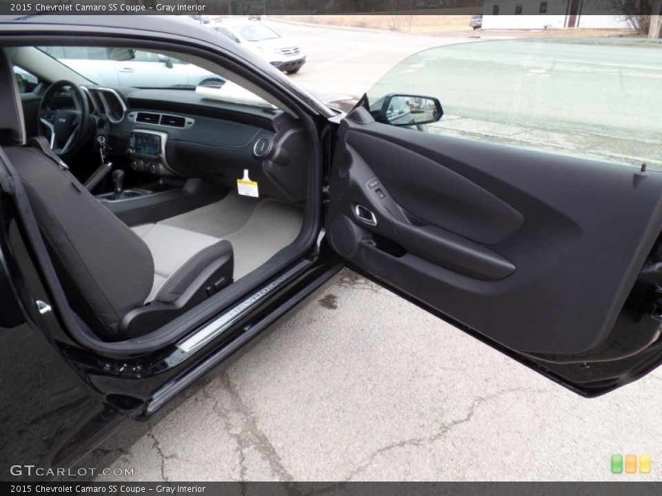 Gray Interior Door Panel for the 2015 Chevrolet Camaro SS Coupe #102595184