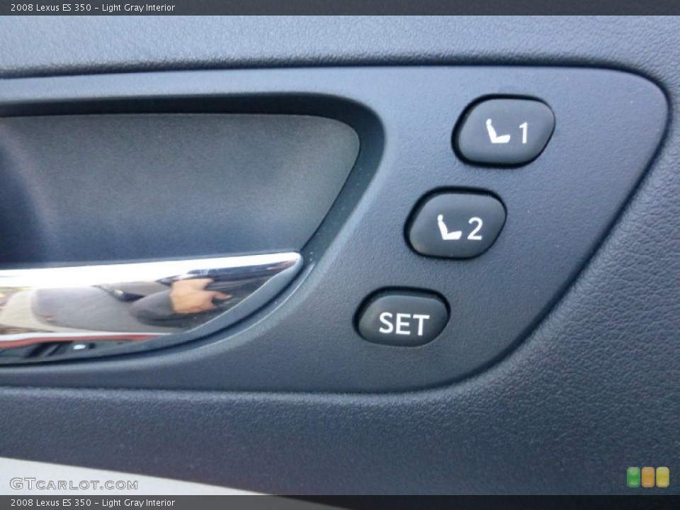 Light Gray Interior Controls for the 2008 Lexus ES 350 #102627169
