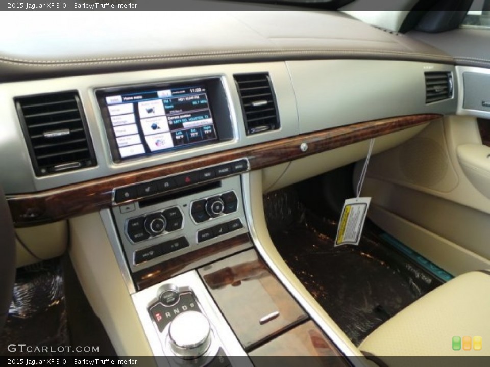 Barley/Truffle Interior Dashboard for the 2015 Jaguar XF 3.0 #102629908