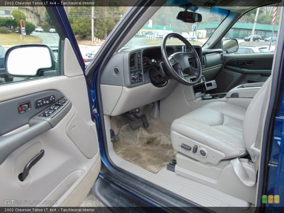 Tan/Neutral Interior Photo for the 2003 Chevrolet Tahoe LT 4x4 #102630193