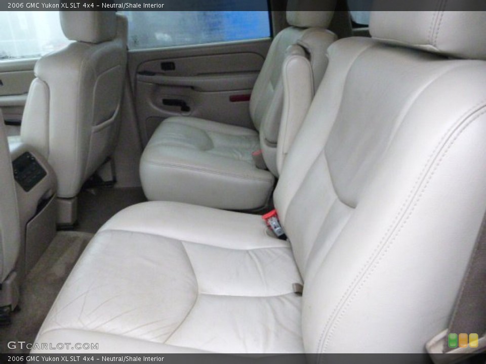 Neutral/Shale Interior Rear Seat for the 2006 GMC Yukon XL SLT 4x4 #102639950