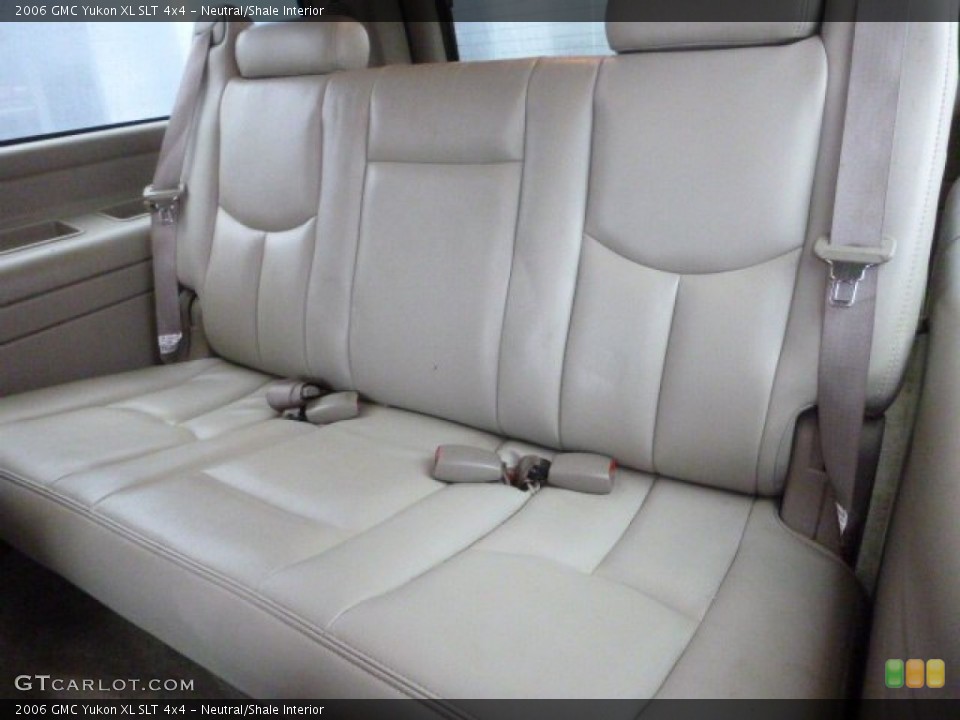 Neutral/Shale Interior Rear Seat for the 2006 GMC Yukon XL SLT 4x4 #102639978