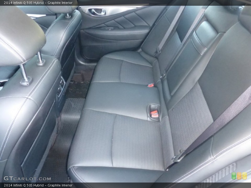 Graphite Interior Rear Seat for the 2014 Infiniti Q 50S Hybrid #102641957