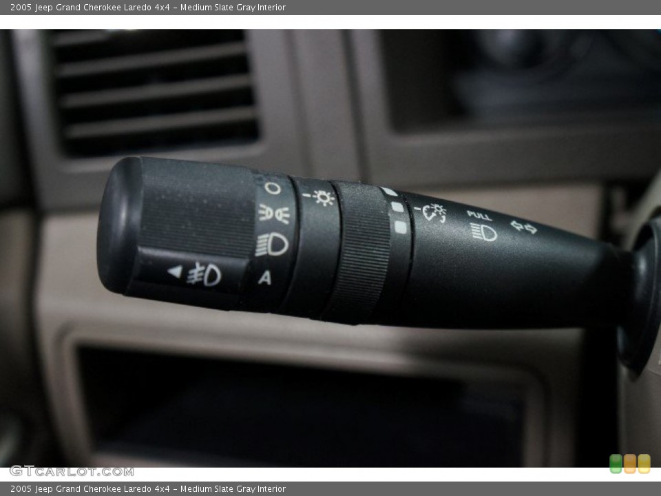Medium Slate Gray Interior Controls for the 2005 Jeep Grand Cherokee Laredo 4x4 #102686110