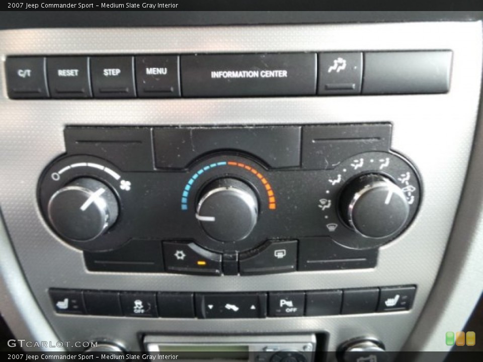 Medium Slate Gray Interior Controls for the 2007 Jeep Commander Sport #102721841