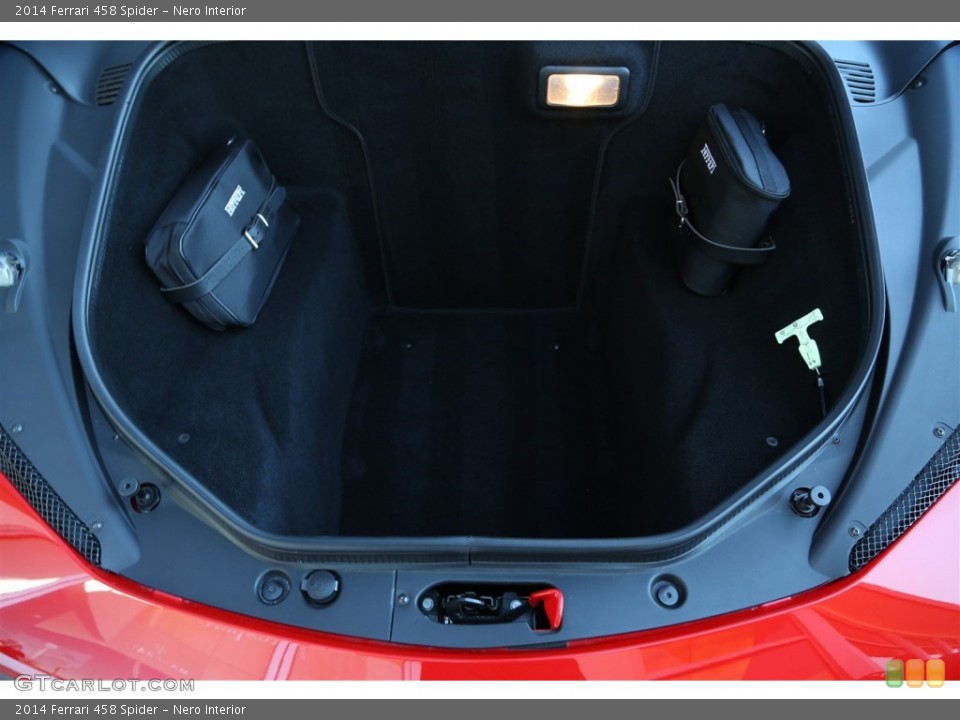 Nero Interior Trunk for the 2014 Ferrari 458 Spider #102727063