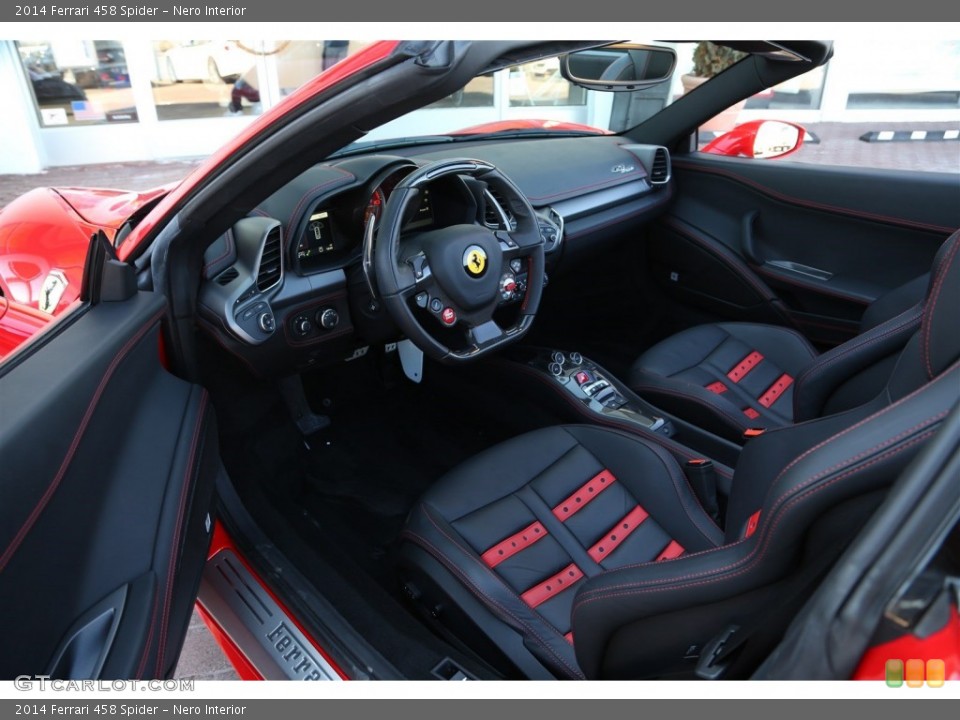 Nero Interior Photo for the 2014 Ferrari 458 Spider #102727088