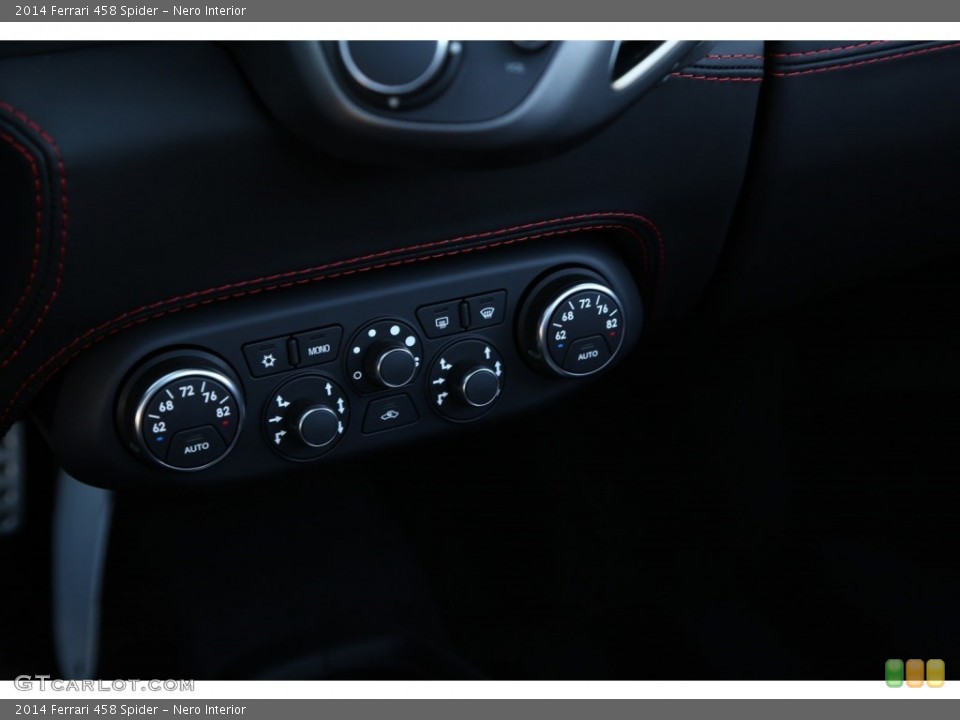 Nero Interior Controls for the 2014 Ferrari 458 Spider #102727154