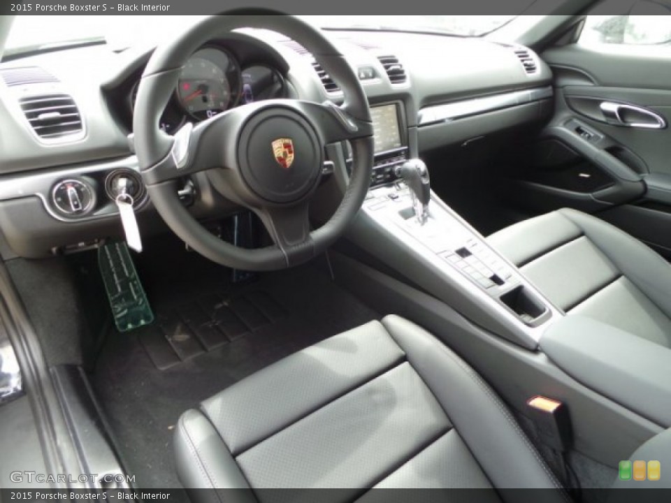 Black Interior Photo for the 2015 Porsche Boxster S #102777353