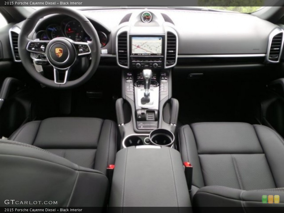 Black Interior Dashboard for the 2015 Porsche Cayenne Diesel #102781011