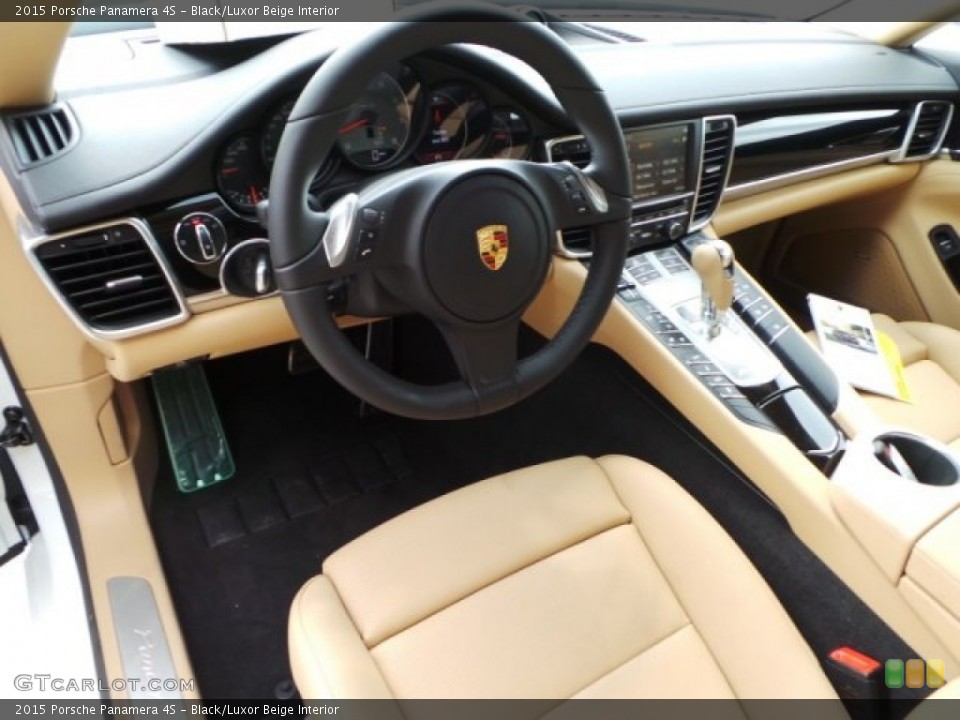 Black/Luxor Beige Interior Photo for the 2015 Porsche Panamera 4S #102784406