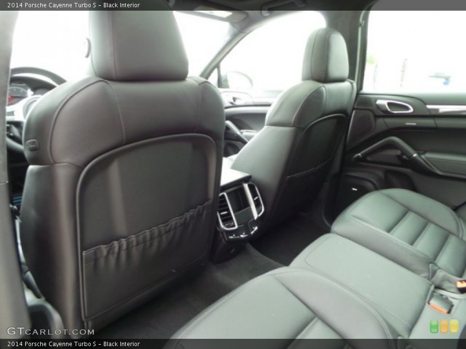 Black Interior Rear Seat for the 2014 Porsche Cayenne Turbo S #102789368