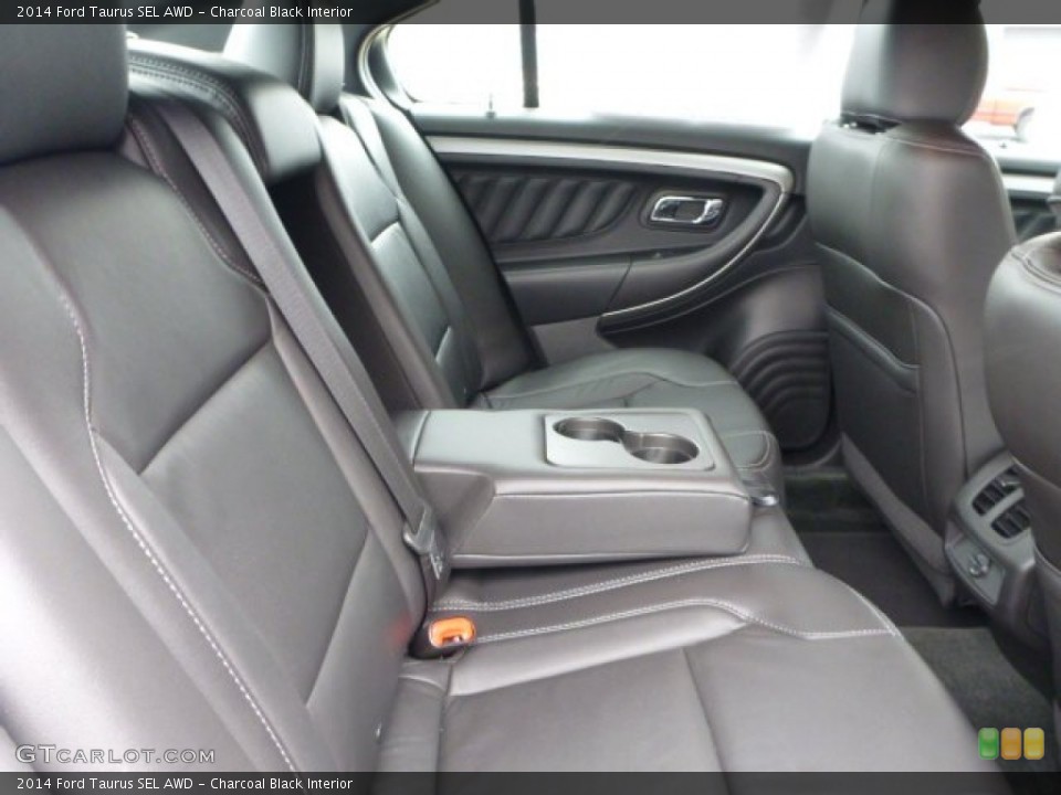 Charcoal Black Interior Rear Seat for the 2014 Ford Taurus SEL AWD #102807689