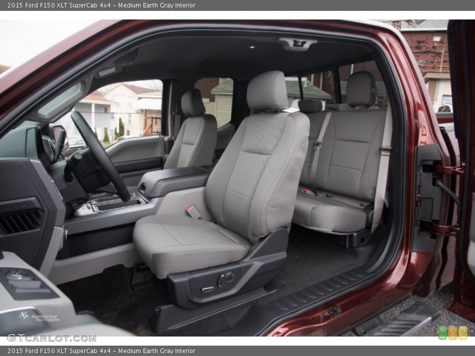 Medium Earth Gray Interior Photo for the 2015 Ford F150 XLT SuperCab 4x4 #102835969
