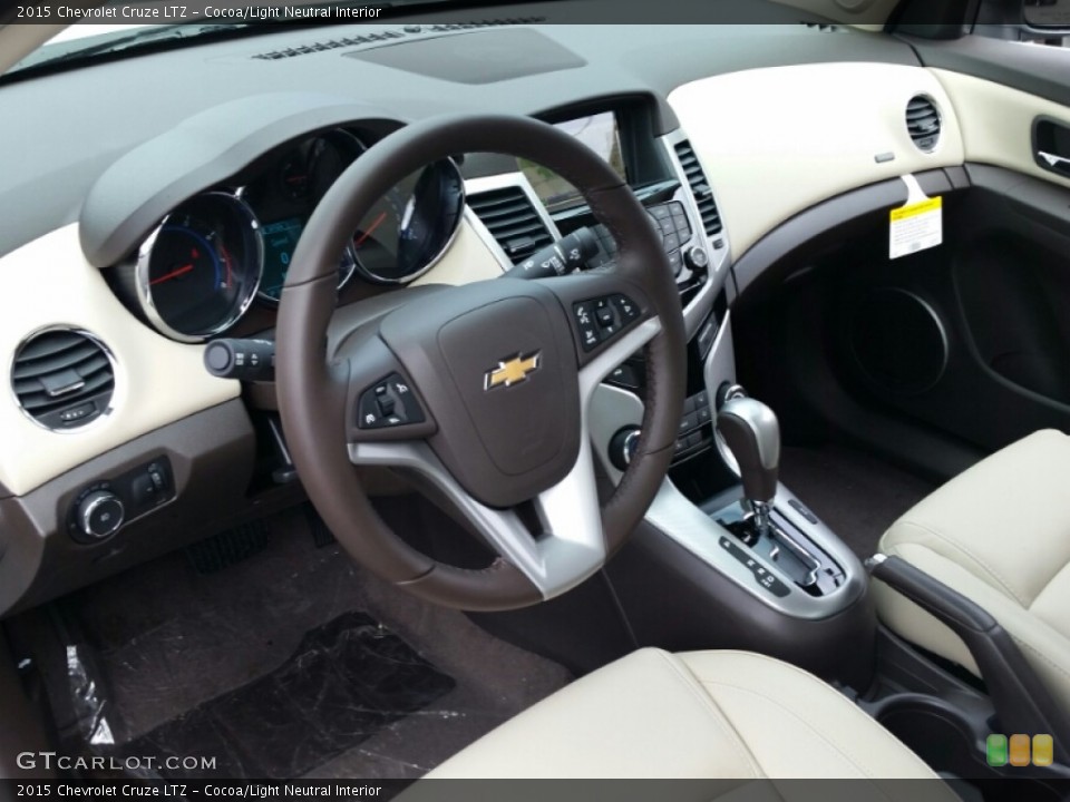 Cocoa/Light Neutral Interior Photo for the 2015 Chevrolet Cruze LTZ #102849603