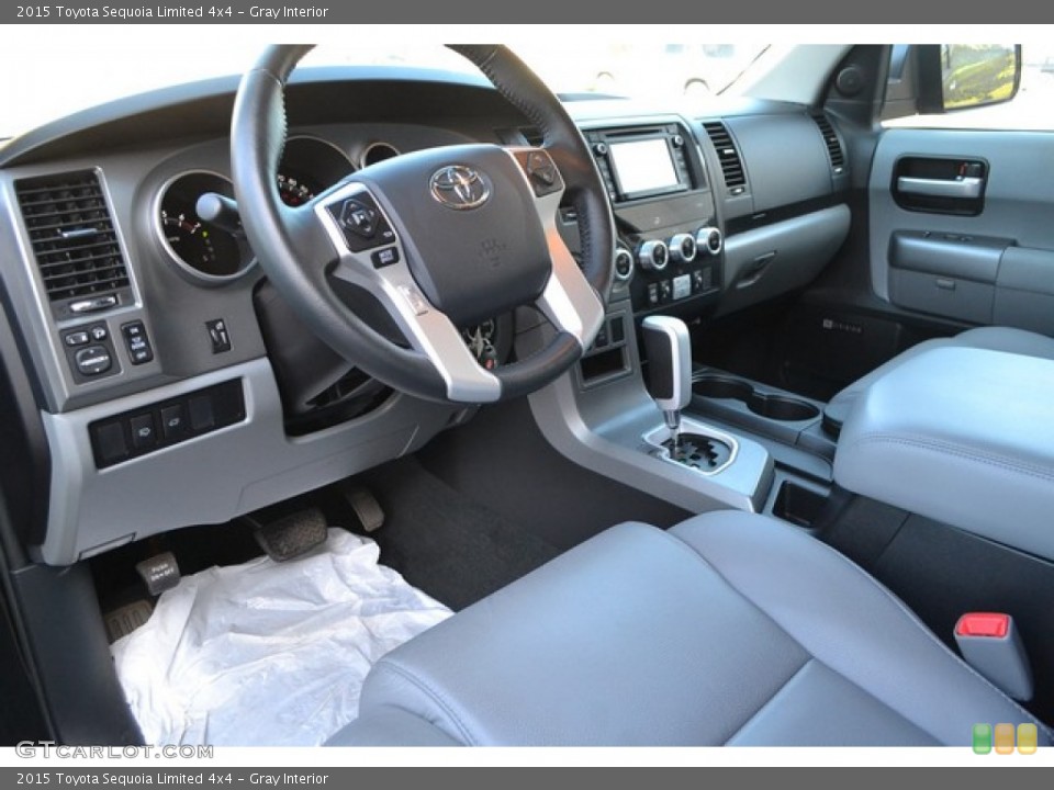 Gray Interior Photo for the 2015 Toyota Sequoia Limited 4x4 #102853257