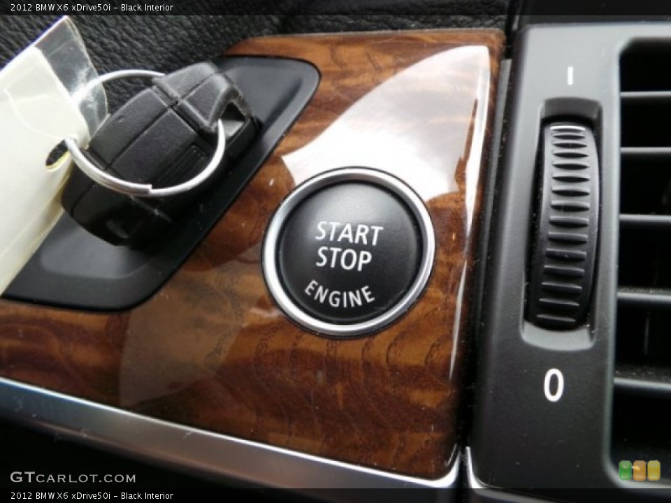 Black Interior Controls for the 2012 BMW X6 xDrive50i #102855537