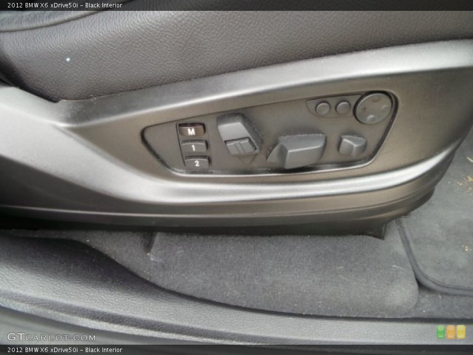 Black Interior Controls for the 2012 BMW X6 xDrive50i #102855774