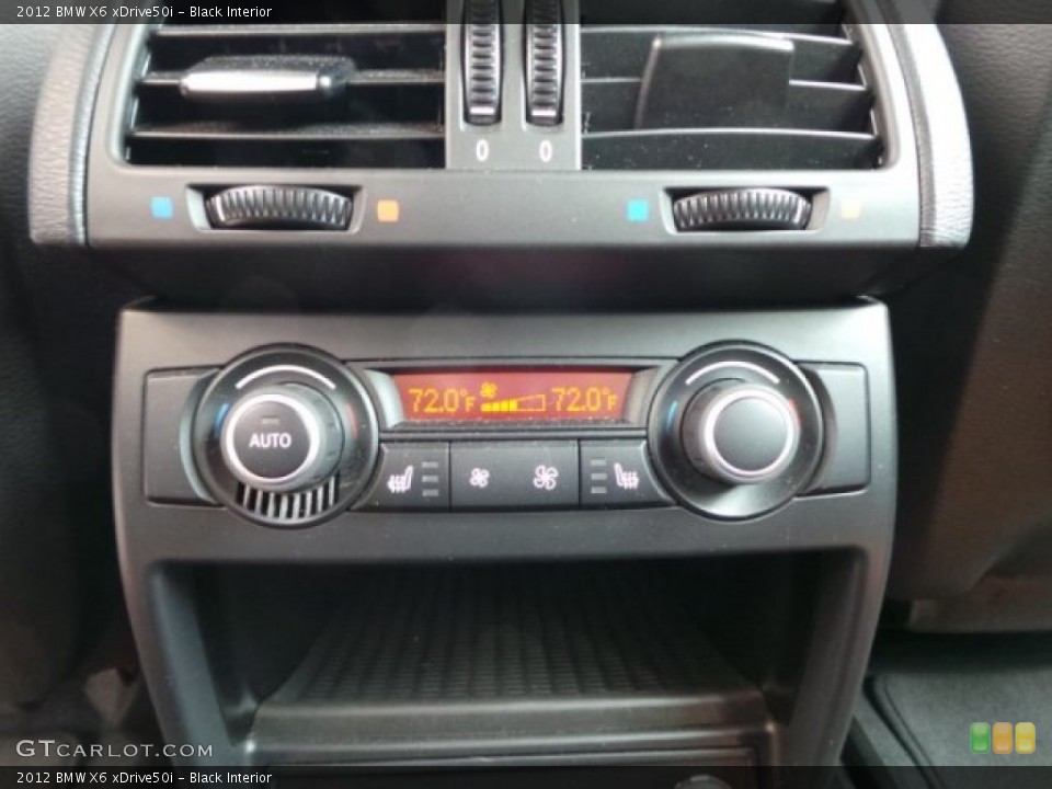 Black Interior Controls for the 2012 BMW X6 xDrive50i #102855951