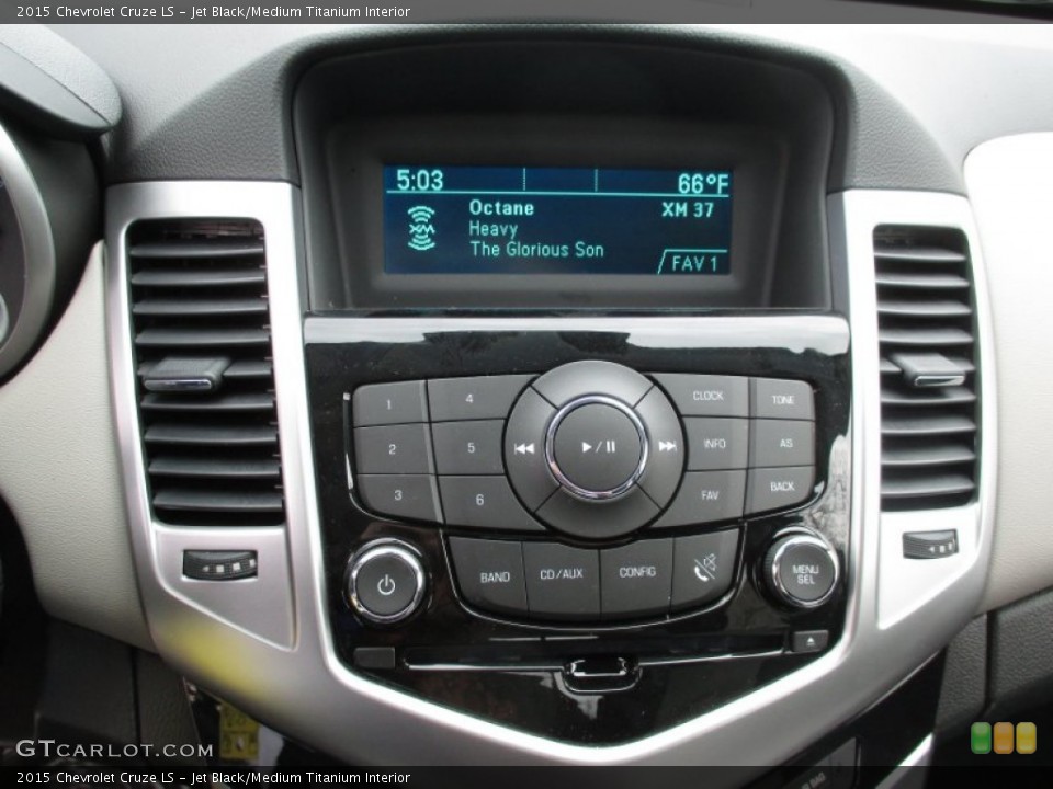 Jet Black/Medium Titanium Interior Controls for the 2015 Chevrolet Cruze LS #102868686
