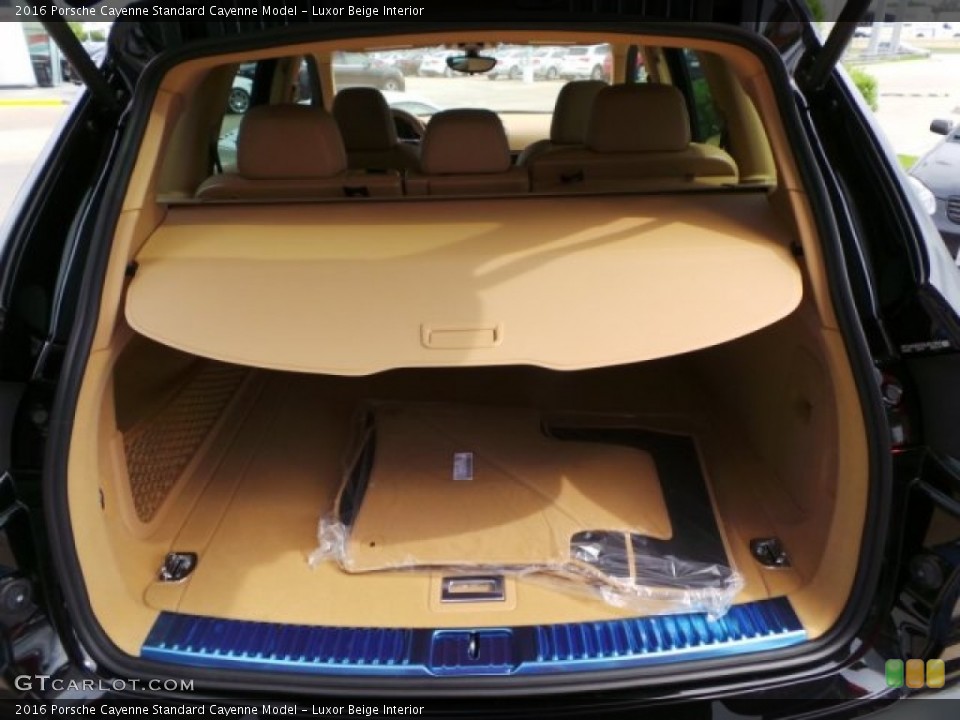 Luxor Beige Interior Trunk for the 2016 Porsche Cayenne  #102940313