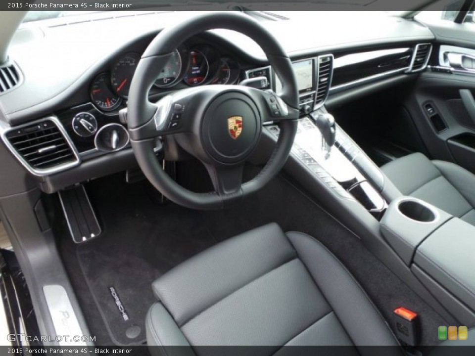 Black Interior Prime Interior for the 2015 Porsche Panamera 4S #102941420