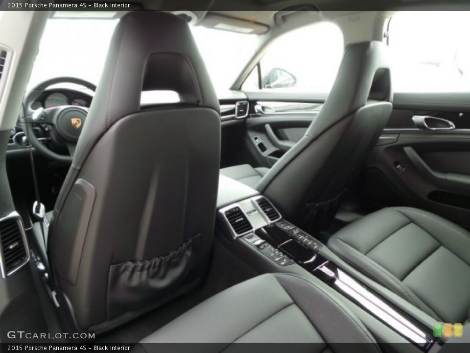 Black Interior Rear Seat for the 2015 Porsche Panamera 4S #102941741