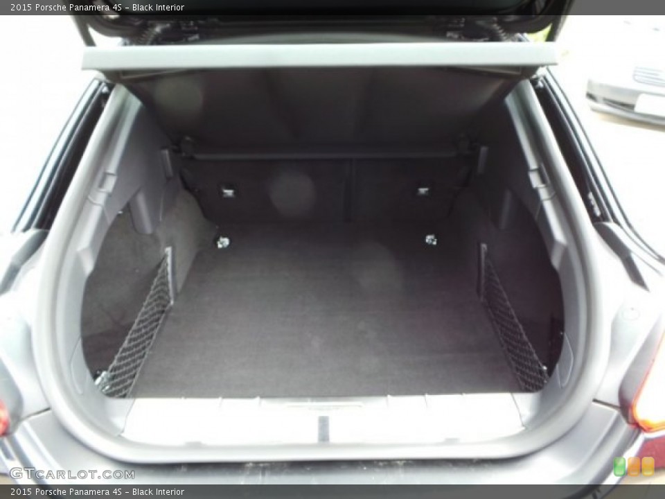 Black Interior Trunk for the 2015 Porsche Panamera 4S #102941879