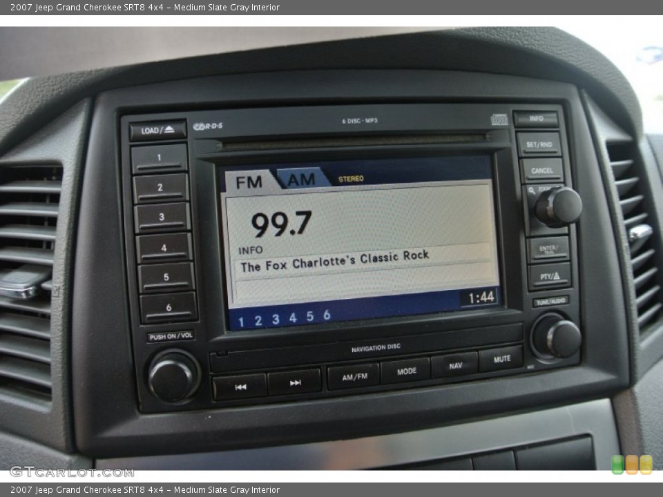 Medium Slate Gray Interior Controls for the 2007 Jeep Grand Cherokee SRT8 4x4 #102948653