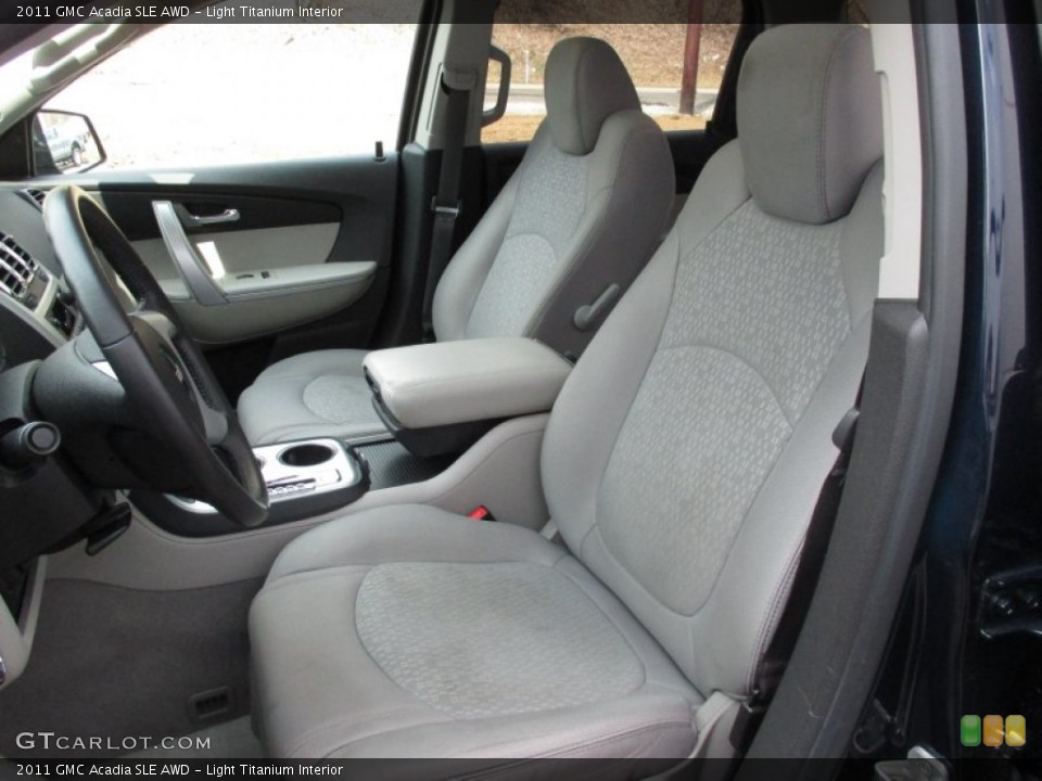 Light Titanium Interior Photo for the 2011 GMC Acadia SLE AWD #102958224