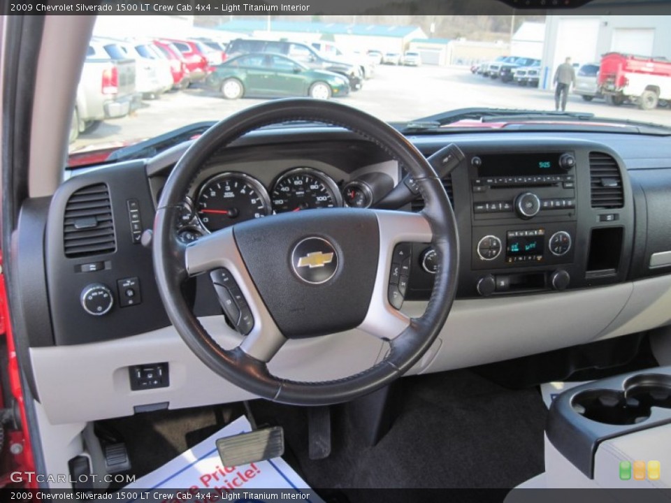 Light Titanium Interior Dashboard for the 2009 Chevrolet Silverado 1500 LT Crew Cab 4x4 #102969402