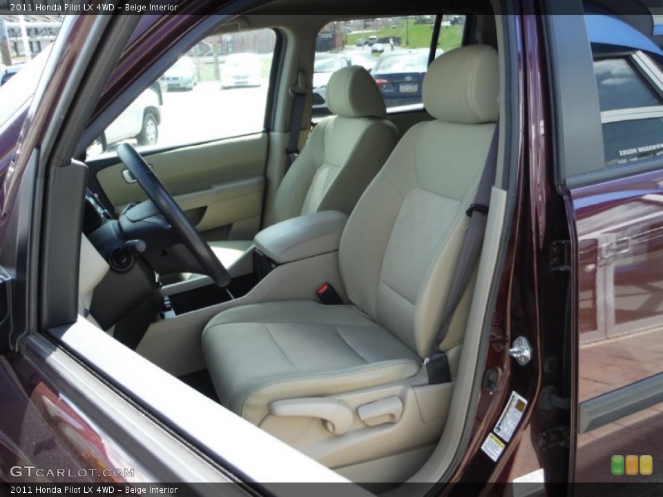 Beige Interior Photo for the 2011 Honda Pilot LX 4WD #103024233
