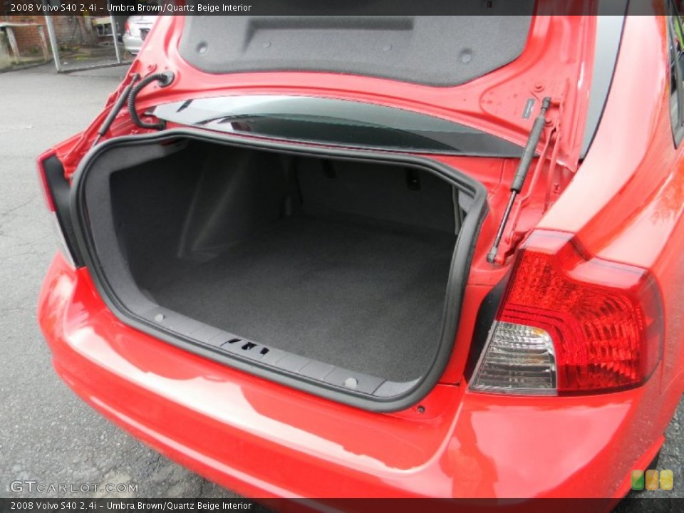 Umbra Brown/Quartz Beige Interior Trunk for the 2008 Volvo S40 2.4i #103068191