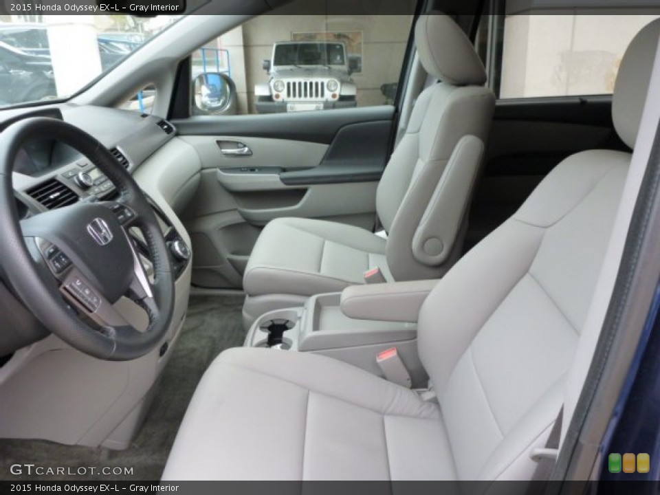 Gray Interior Photo for the 2015 Honda Odyssey EX-L #103100918