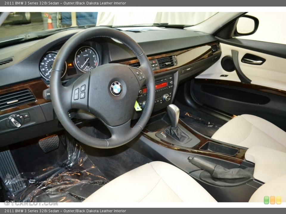 Oyster/Black Dakota Leather Interior Photo for the 2011 BMW 3 Series 328i Sedan #103229182