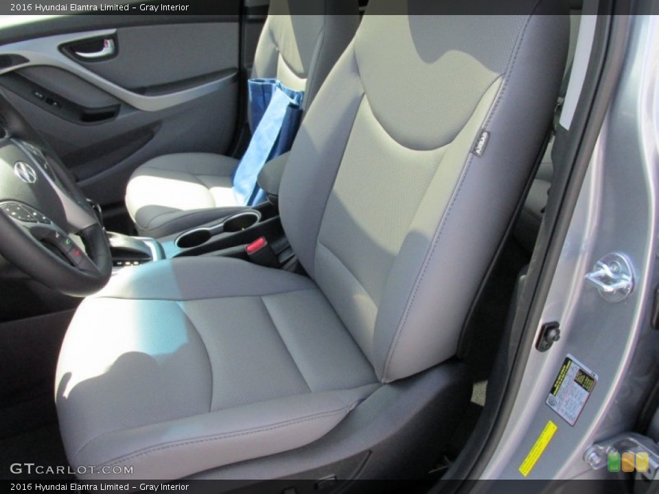 Gray Interior Photo for the 2016 Hyundai Elantra Limited #103250599