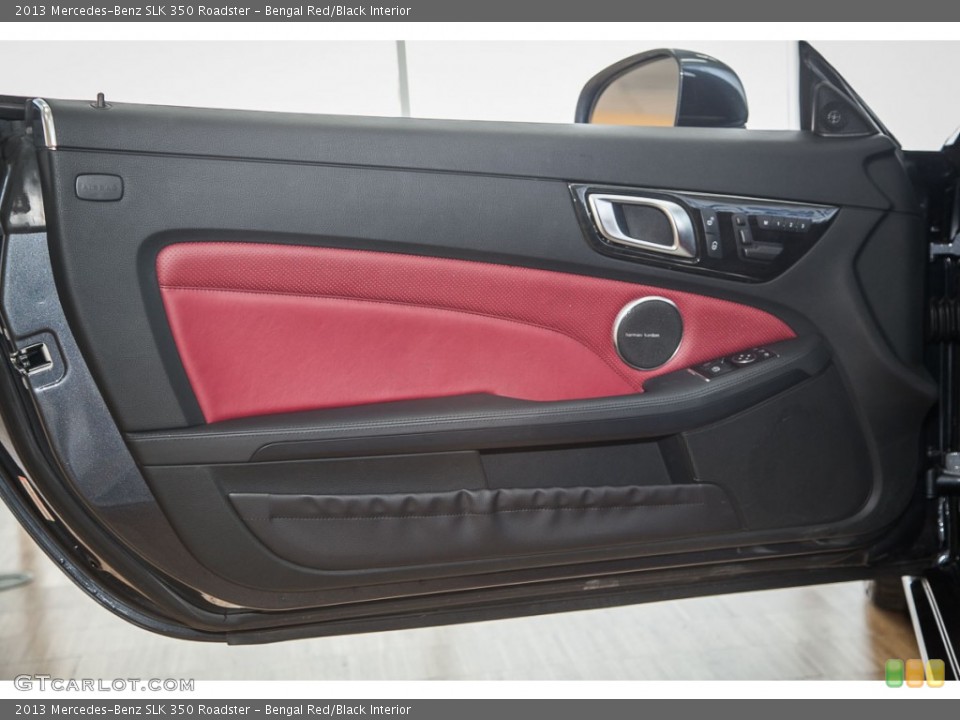 Bengal Red/Black Interior Door Panel for the 2013 Mercedes-Benz SLK 350 Roadster #103295541