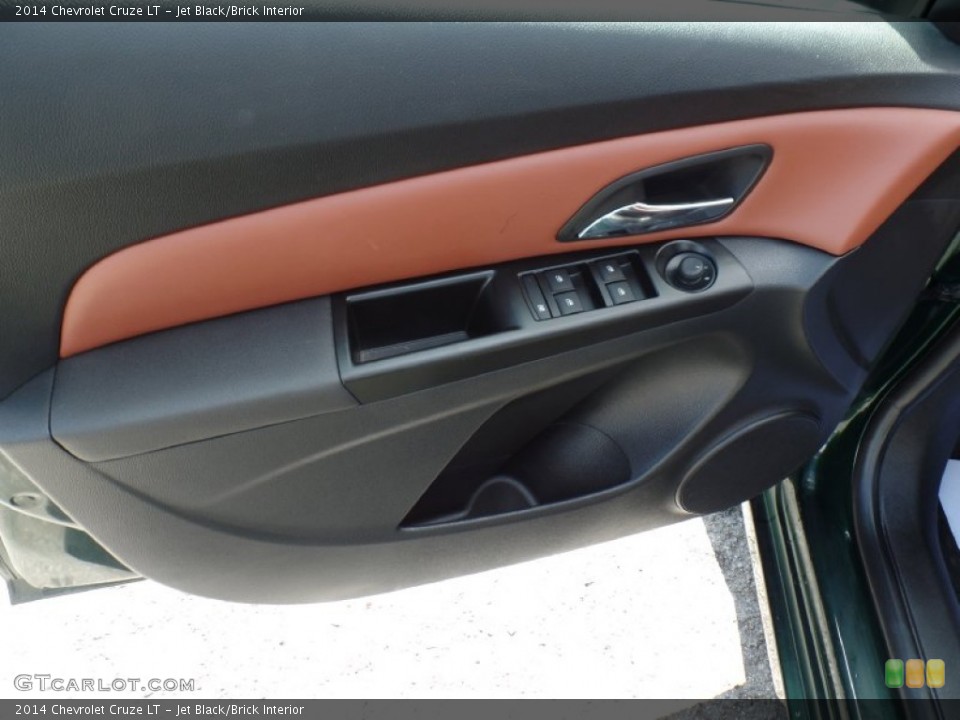 Jet Black/Brick Interior Door Panel for the 2014 Chevrolet Cruze LT #103299073