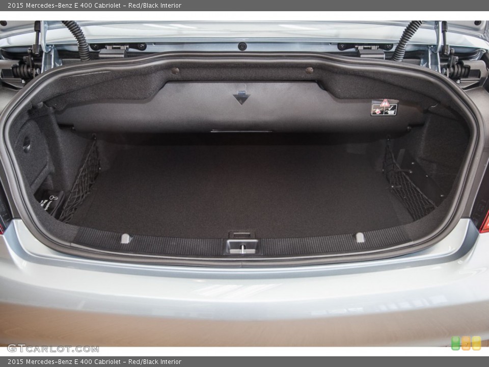 Red/Black Interior Trunk for the 2015 Mercedes-Benz E 400 Cabriolet #103302637