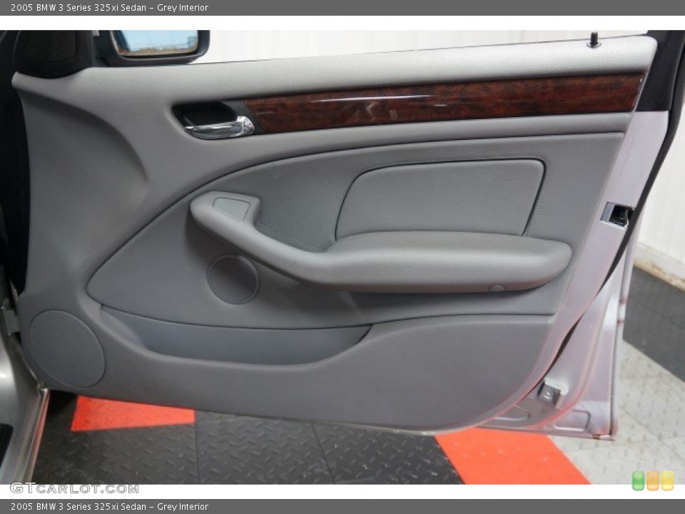 Grey Interior Door Panel for the 2005 BMW 3 Series 325xi Sedan #103315246