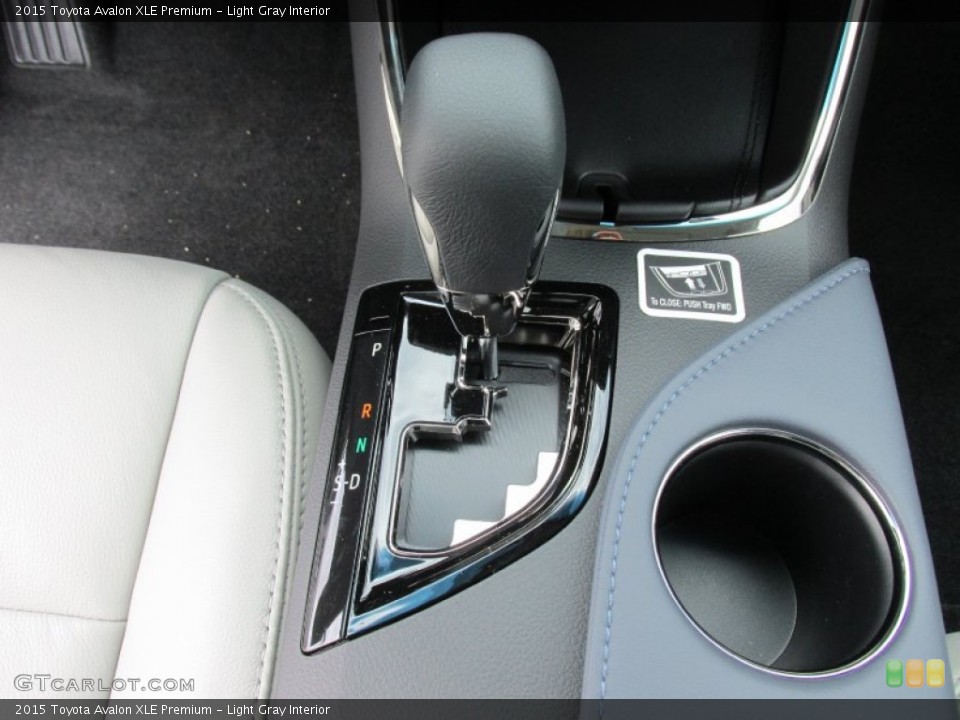 Light Gray Interior Transmission for the 2015 Toyota Avalon XLE Premium #103326087