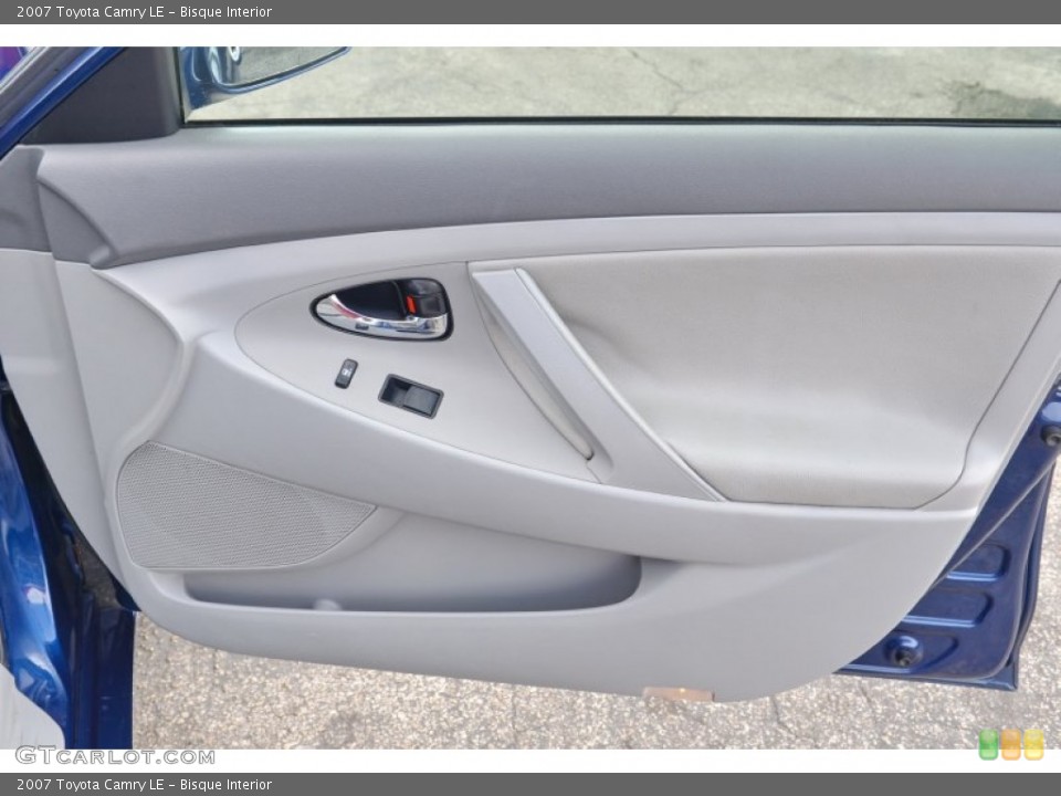 Bisque Interior Door Panel for the 2007 Toyota Camry LE #103347875
