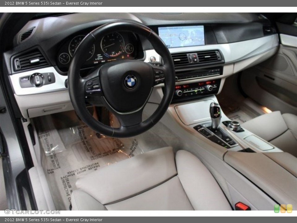 Everest Gray Interior Photo for the 2012 BMW 5 Series 535i Sedan #103356143