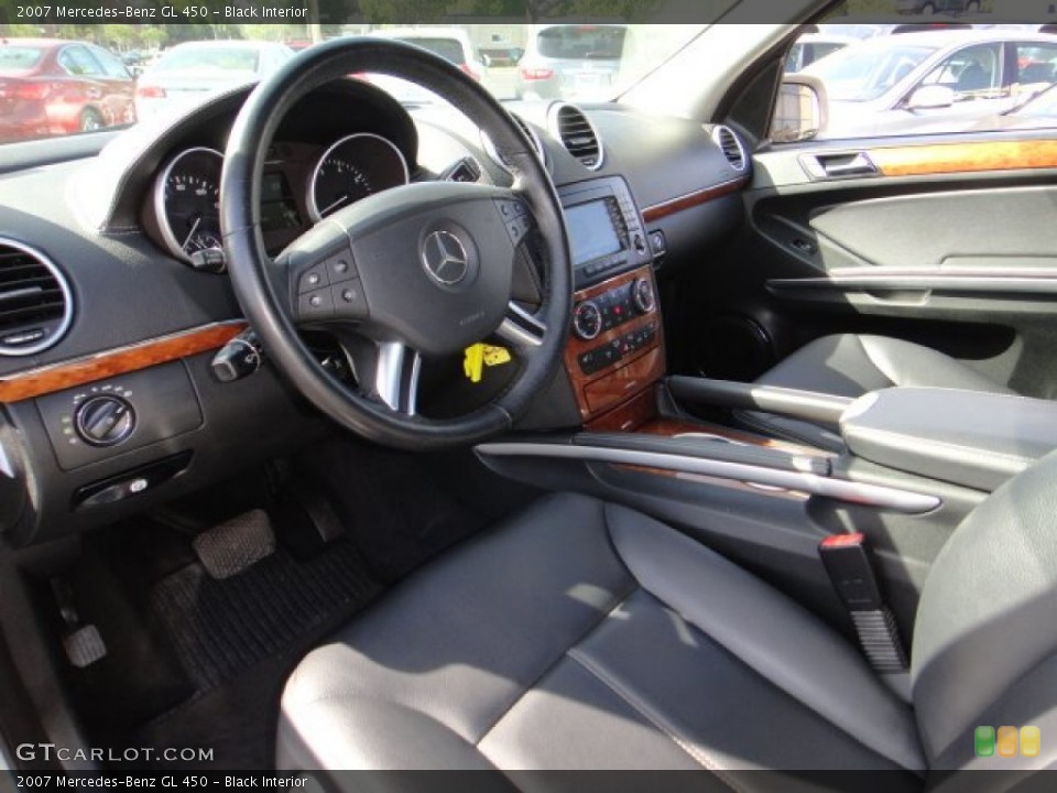 Black Interior Photo for the 2007 Mercedes-Benz GL 450 #103415590
