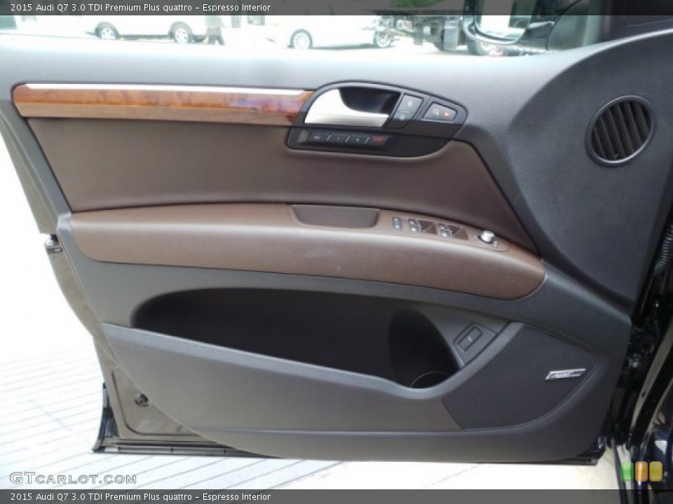 Espresso Interior Door Panel for the 2015 Audi Q7 3.0 TDI Premium Plus quattro #103415599