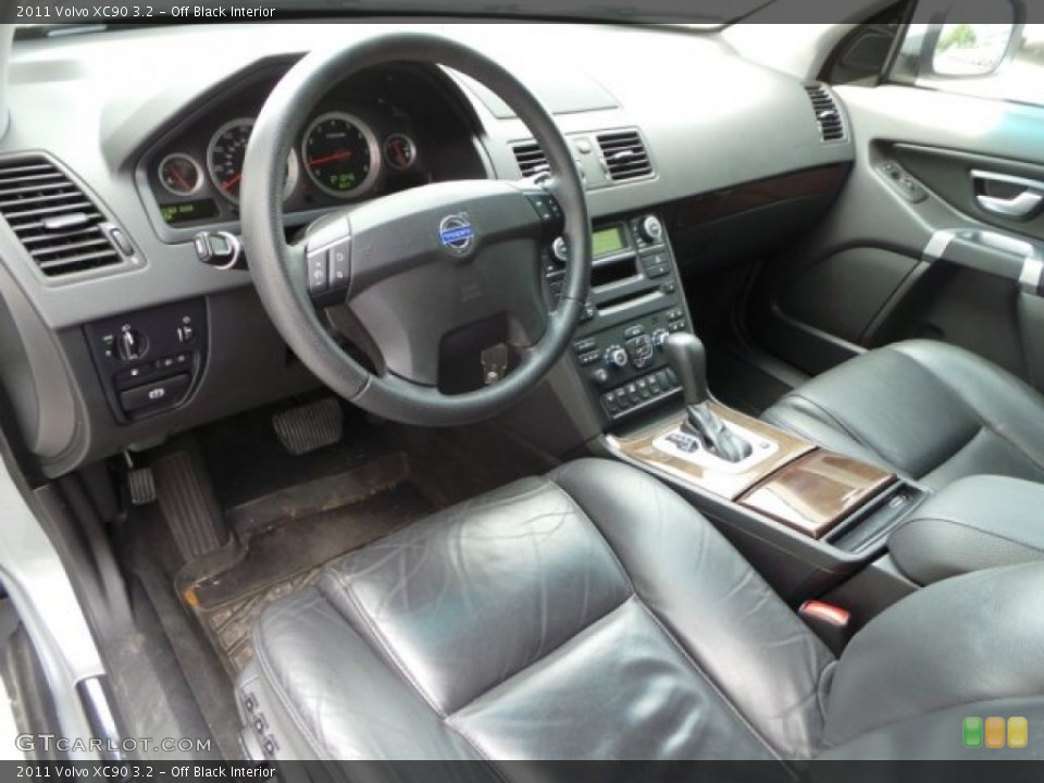 Off Black Interior Photo for the 2011 Volvo XC90 3.2 #103425832