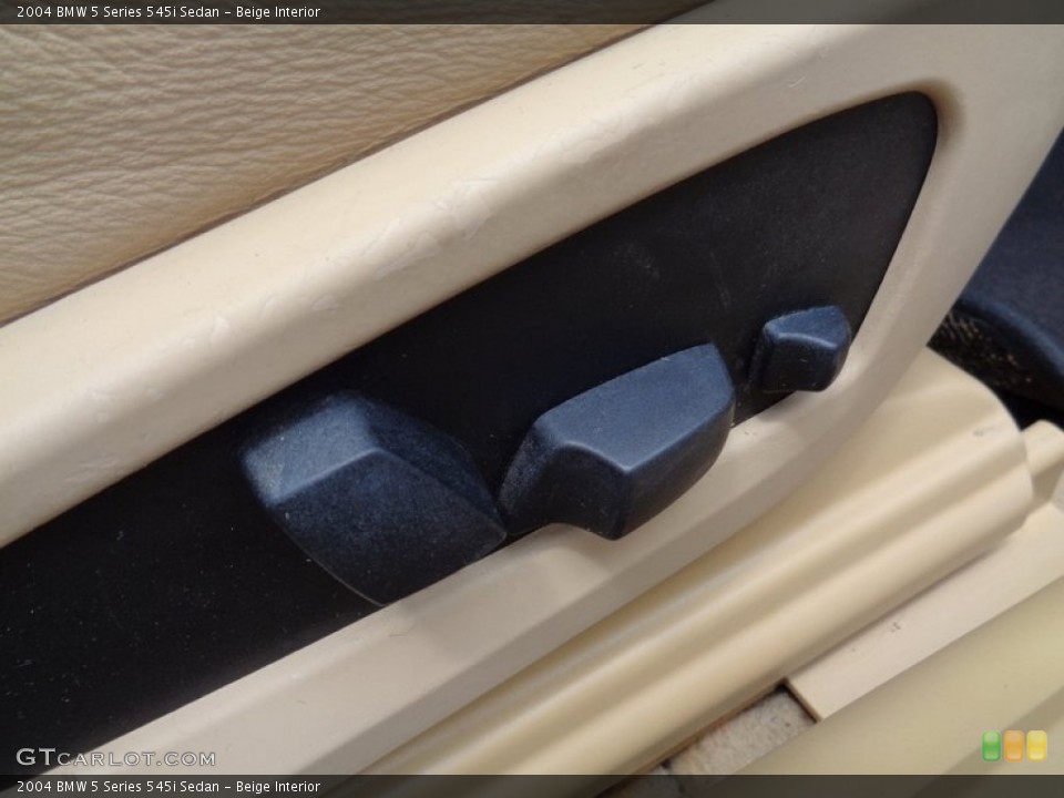 Beige Interior Controls for the 2004 BMW 5 Series 545i Sedan #103438887