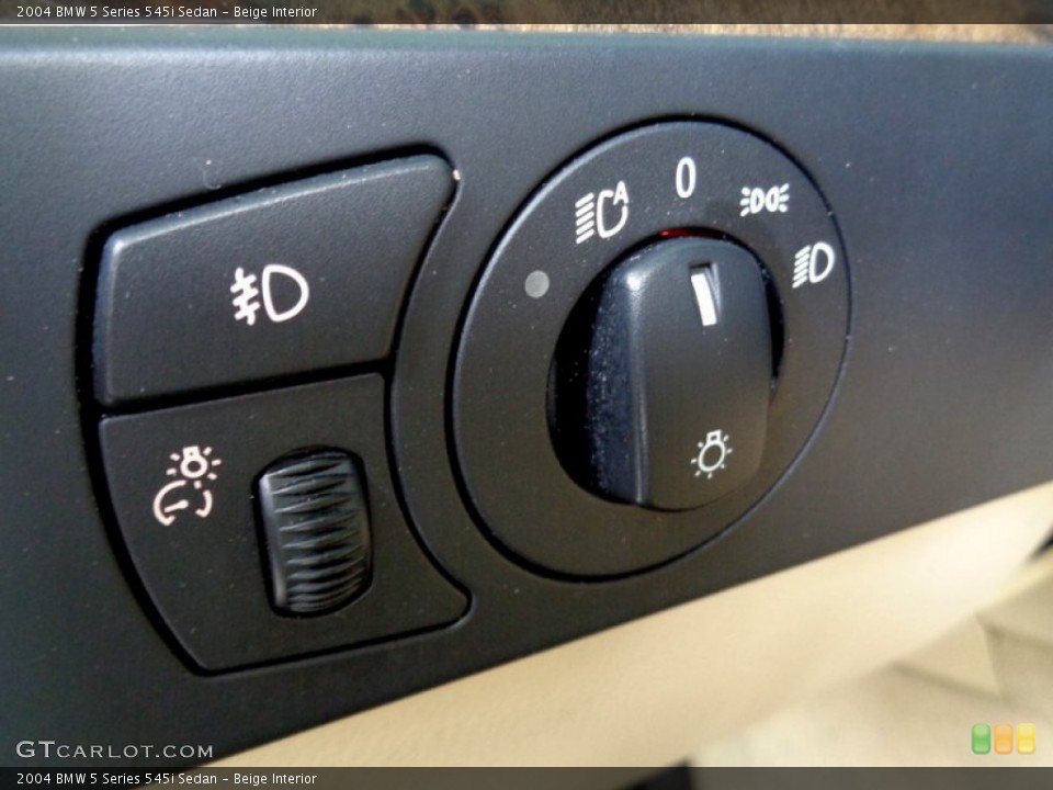 Beige Interior Controls for the 2004 BMW 5 Series 545i Sedan #103439487