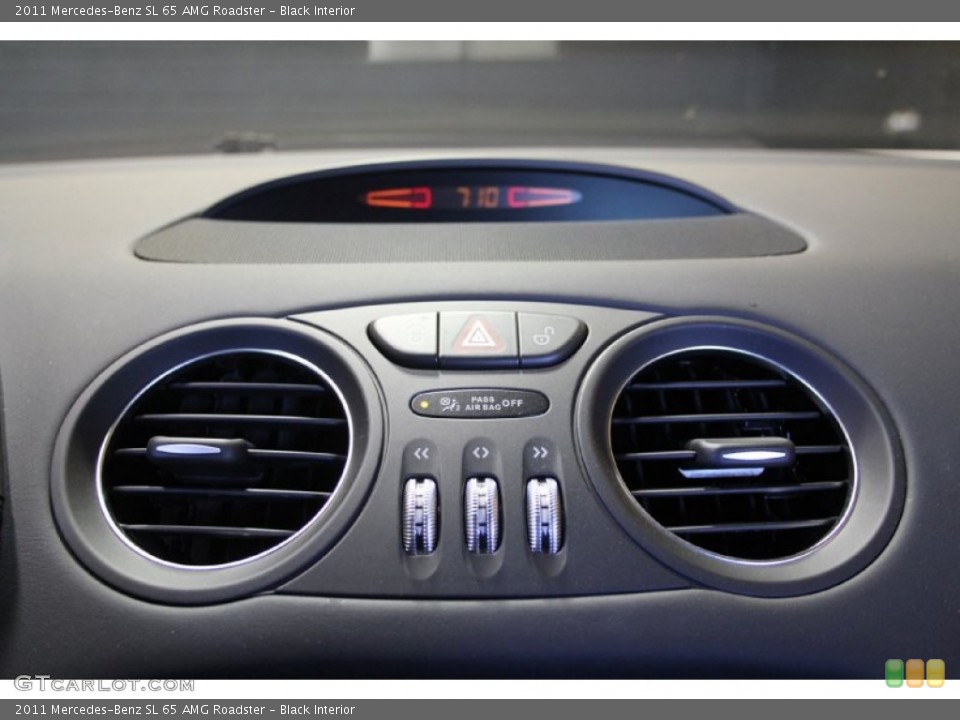 Black Interior Controls for the 2011 Mercedes-Benz SL 65 AMG Roadster #103453116