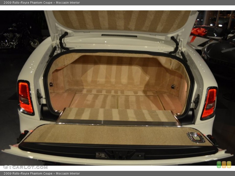 Moccasin Interior Trunk for the 2009 Rolls-Royce Phantom Coupe #103467192